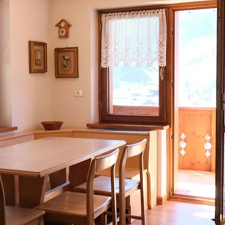 Anny 15 Apartment